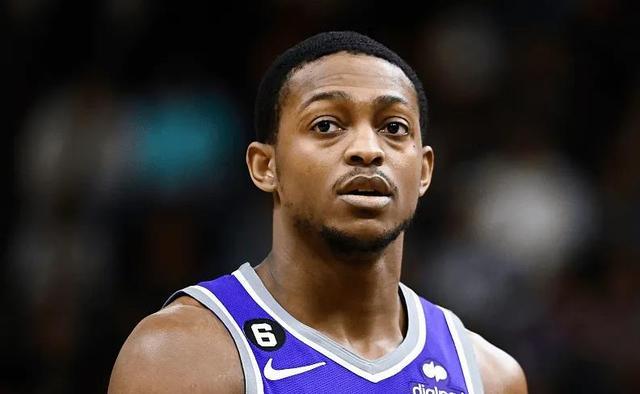 在与对手的 在与对手的